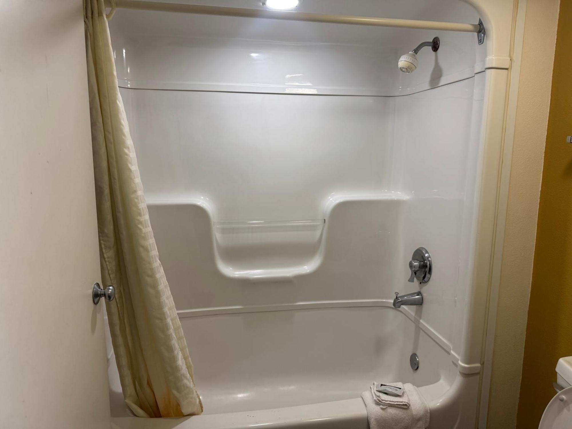 Travel Inn Sharonville Dış mekan fotoğraf