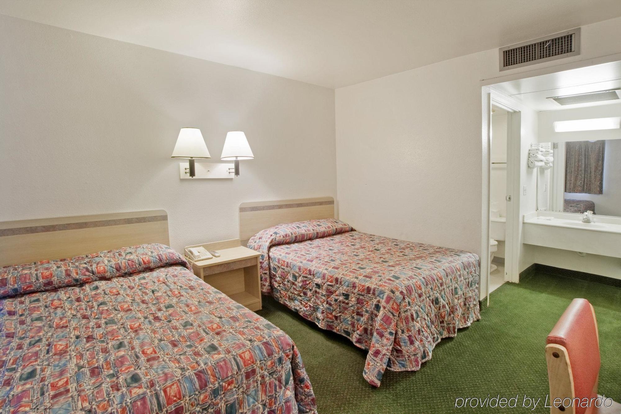 Travel Inn Sharonville Oda fotoğraf