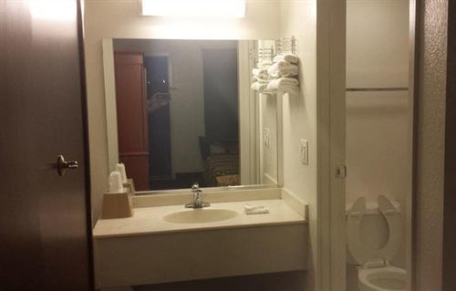 Travel Inn Sharonville Dış mekan fotoğraf